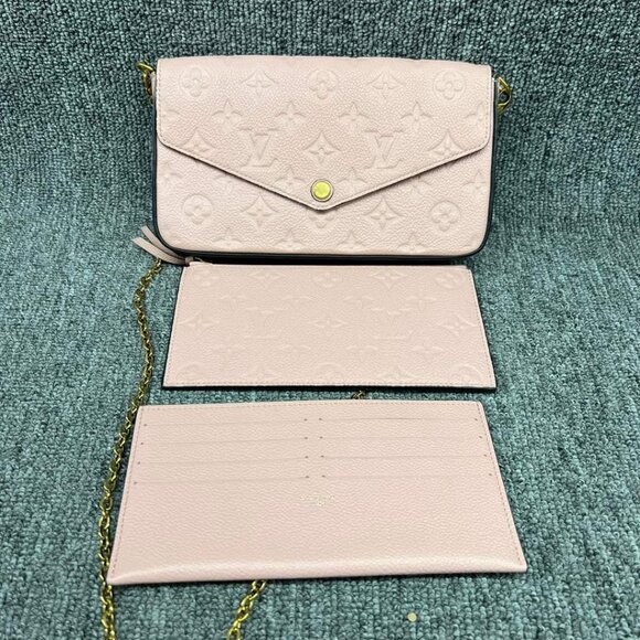 Louis Vuitton Handbags - 100% Authentic Louis Vuitton Pochette Felice W/Pouch Monogram Leather Bag